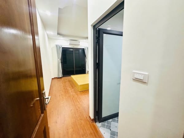 Bán nhà mới đẹp Kim Chung - Hoài Đức, 34m x 5T, mặt ngõ thông ô tô, kinh doanh. Giá chỉ 3.95 tỷ 3