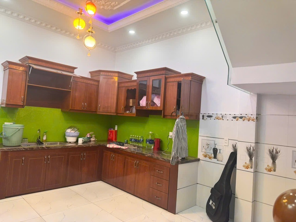NHÀ GẦN LÊ VĂN QUỚI, 79M2, 5 TẦNG, ĐƯỜNG XE TÂI GIÁ NHỈNH 6 TỶ 2