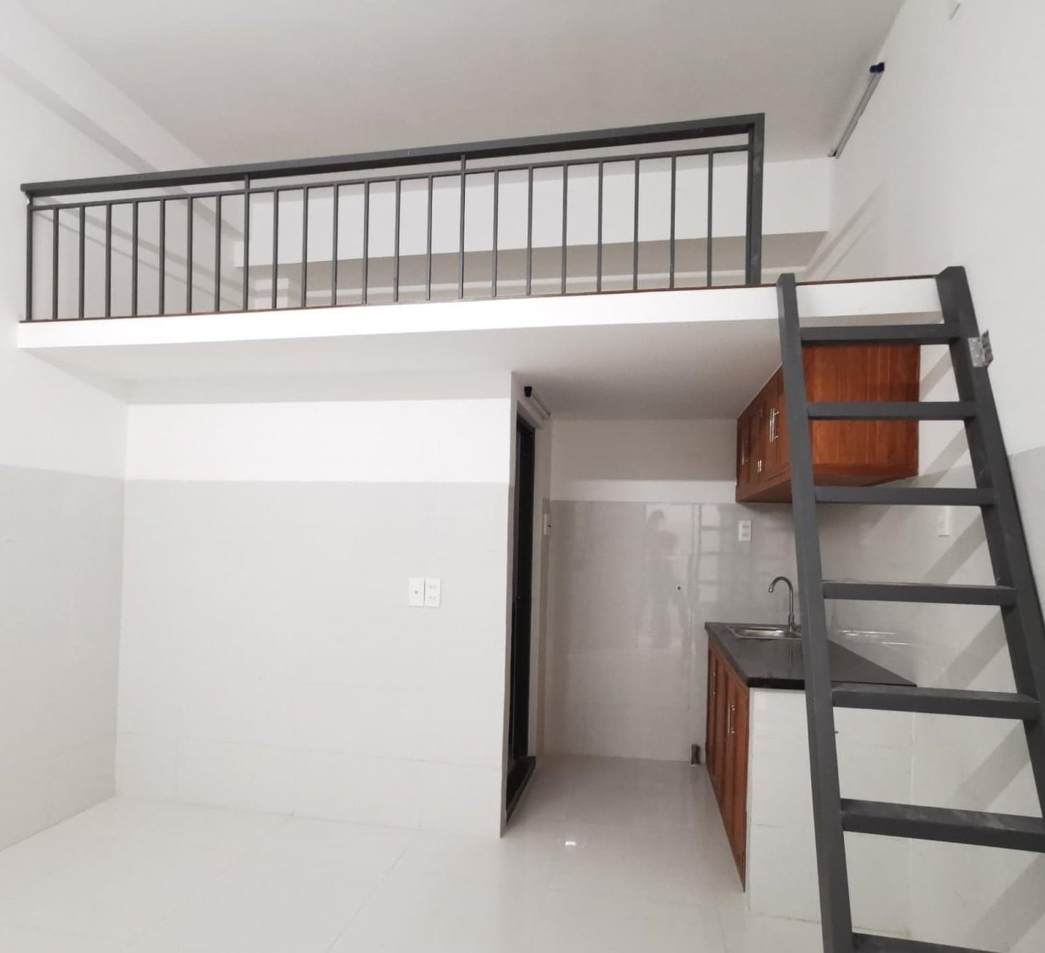 101m2 Hẻm thông Đông Hồ, nở hậu 7PN cho thuê full, hơn 7 tỷ 3