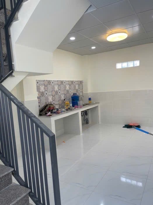 BÁN NHÀ KHU HỒNG LONG PHƯỜNG HIỆP BÌNH PHƯỚC DT 5*10 CHỈ 4 TỶ 2
