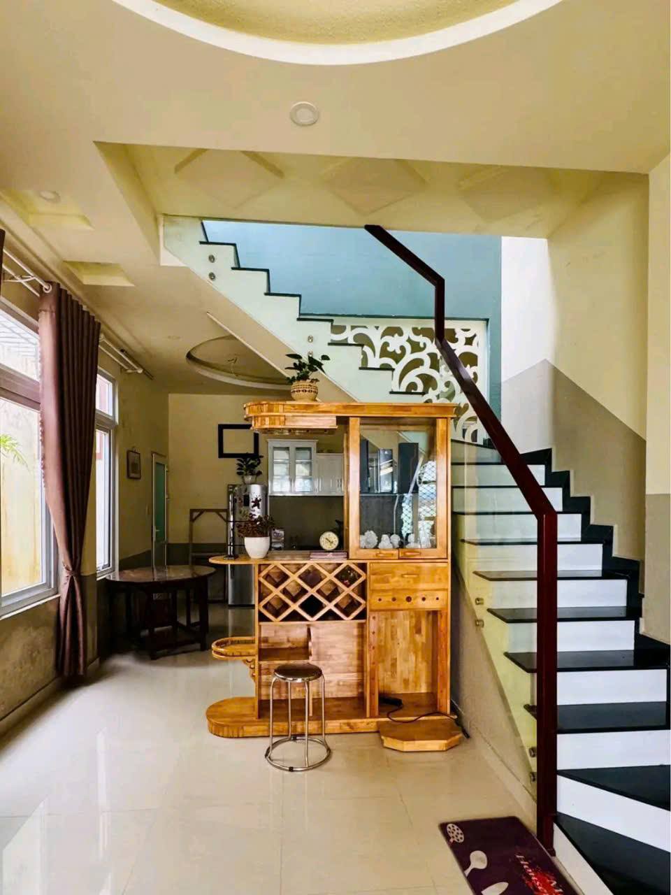 Hạ Thêm 1 tỷ - Bán Nhà Cao Thắng, P7, Đà Lạt giá chỉ 5.2 Tỷ 2