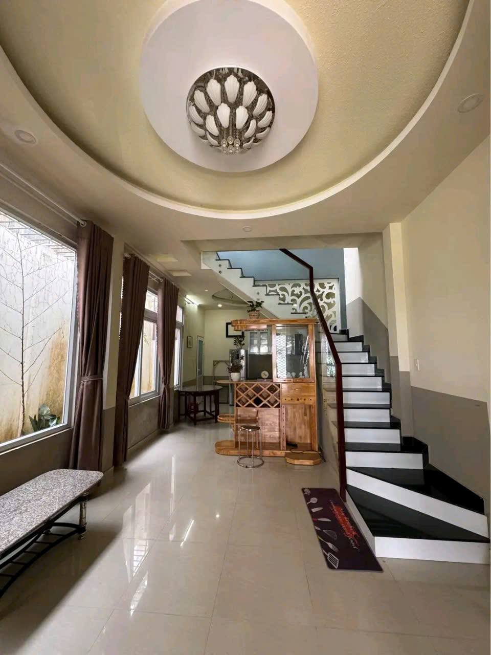 Hạ Thêm 1 tỷ - Bán Nhà Cao Thắng, P7, Đà Lạt giá chỉ 5.2 Tỷ