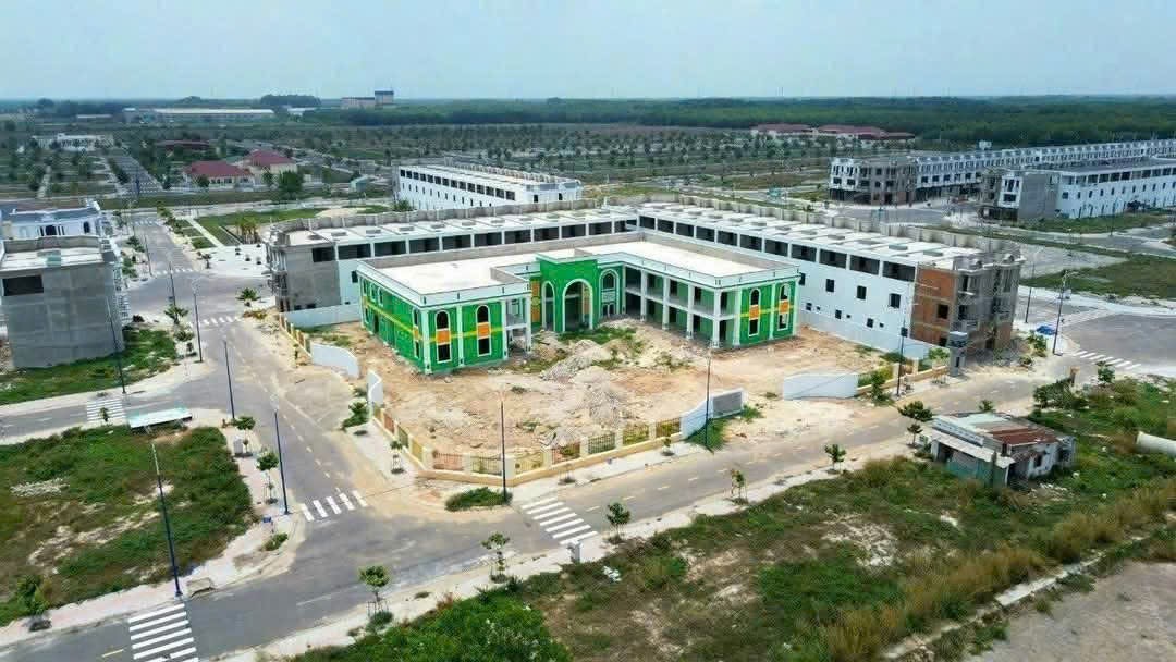 Bán Gấp đất 80m² Thổ cư 100% Sổ sẵn,Trung tâm Hành chính Bàu Bàng Giá  850 triệu. 2