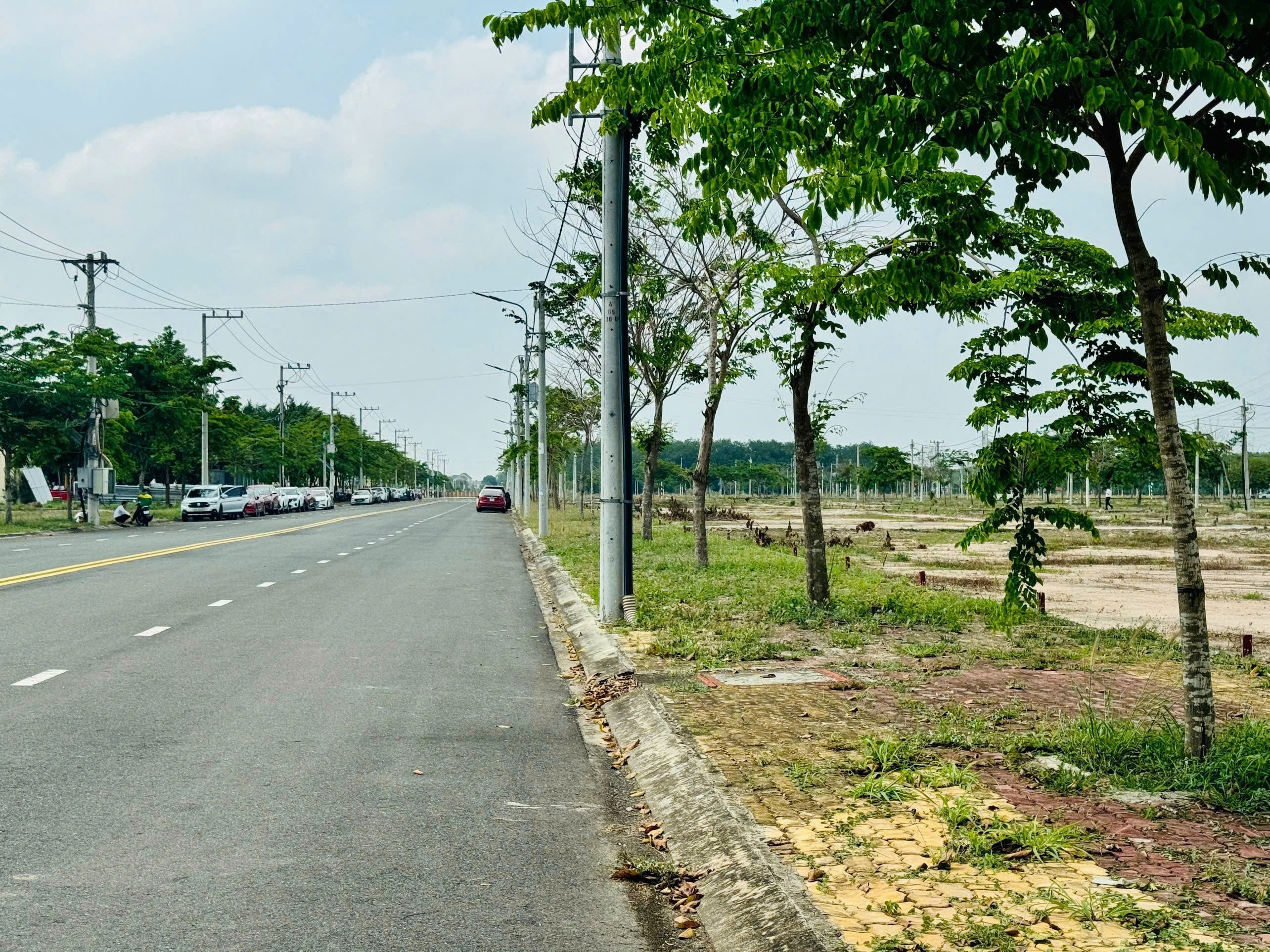 Bán Gấp đất 80m² Thổ cư 100% Sổ sẵn,Trung tâm Hành chính Bàu Bàng Giá  850 triệu. 4