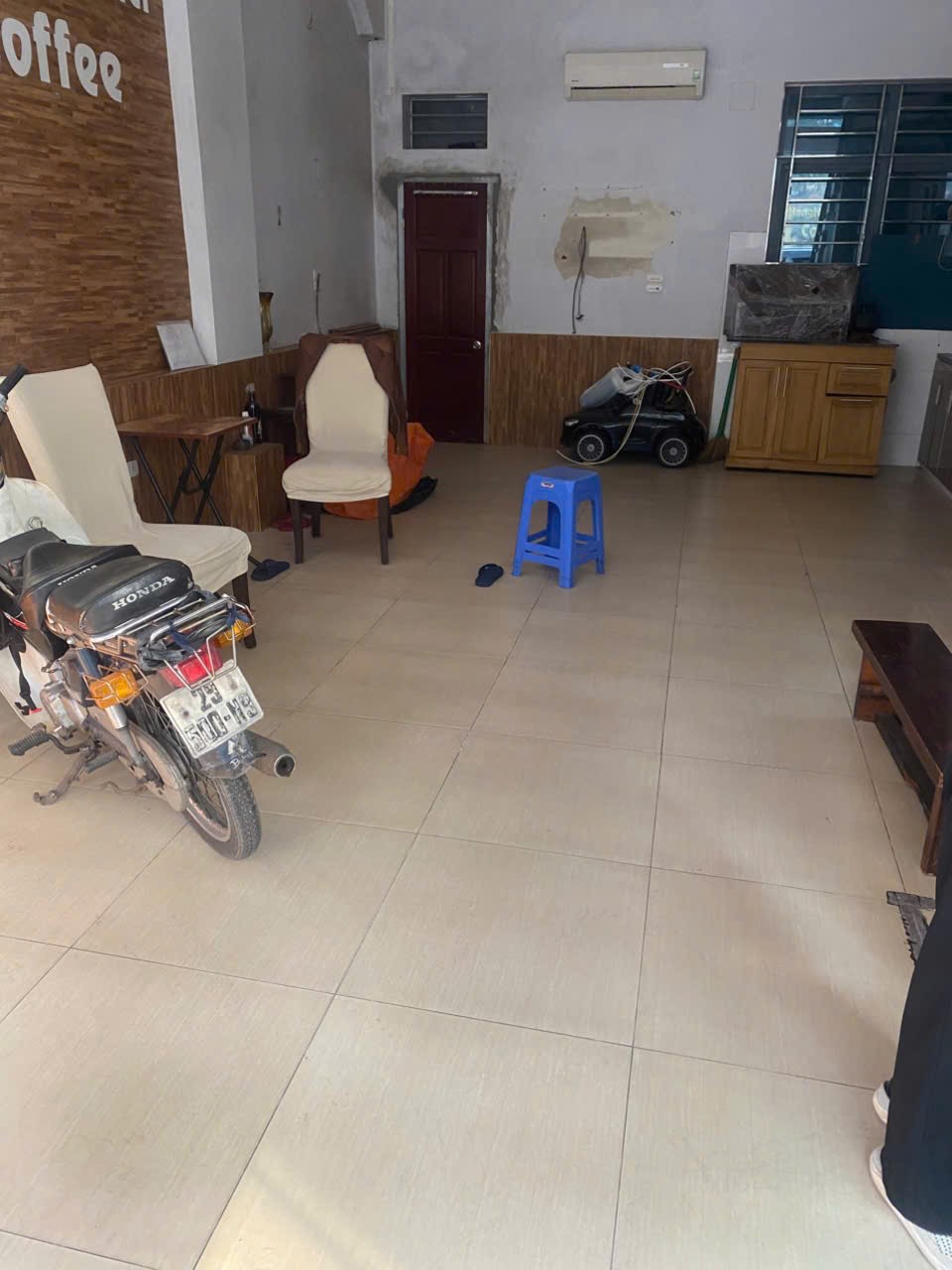 Cho thuê nhà ngõ 175 Hồng Hà - Phúc Xá - Ba Đình 50m x 5T, 6PN, giá 24tr, vỉa hè, KD tốt