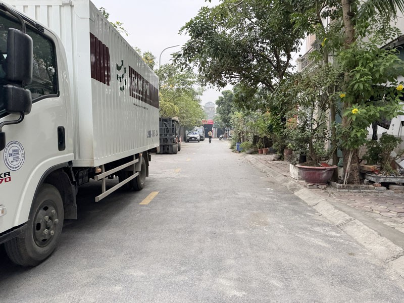 Cần bán 80,2m2 đất trên sổ, tặng thêm 10m2 ngoài sổ tại ngõ 84 phố Nguyễn Thời Trung 3