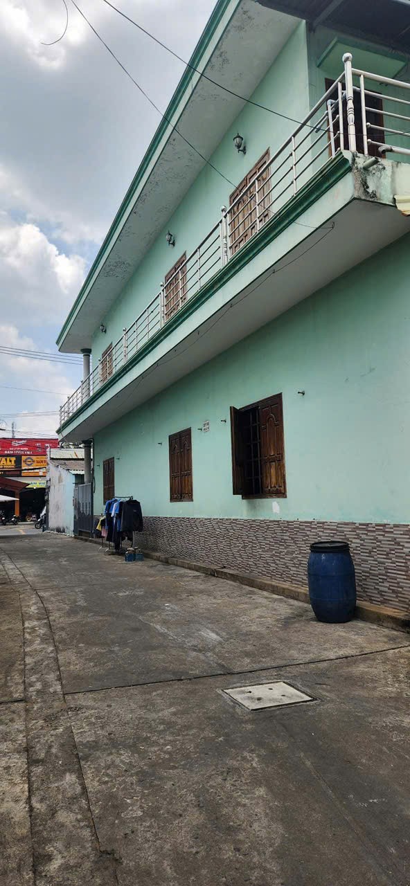 BÁN ĐẤT TẶNG NHÀ (10x36) VIP Q12 - 2MT KINH DOANH LÊ VĂN KHƯƠNG GIÁ TỐT 2