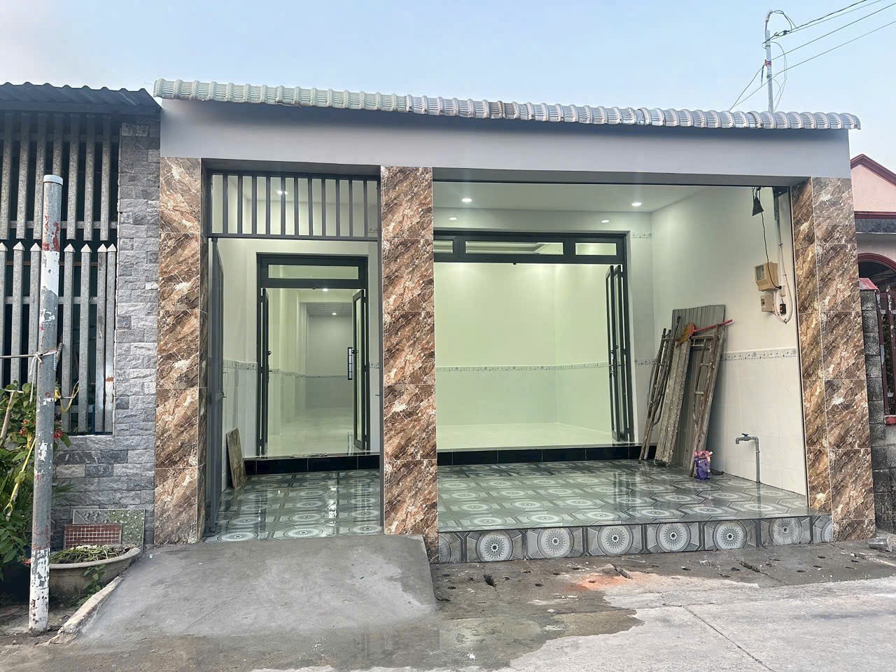 Nhà hẻm xã Tân Phú Trung dt 120m2 3pn 1wc giá 3,3 tỷ 2