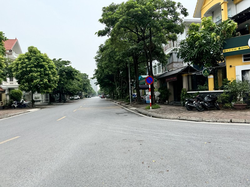 Biệt thự nhà vườn Việt Hưng: Lô góc thoáng đẹp, 145,1m2, 4 tầng - An cư lý tưởng, kinh doanh 2
