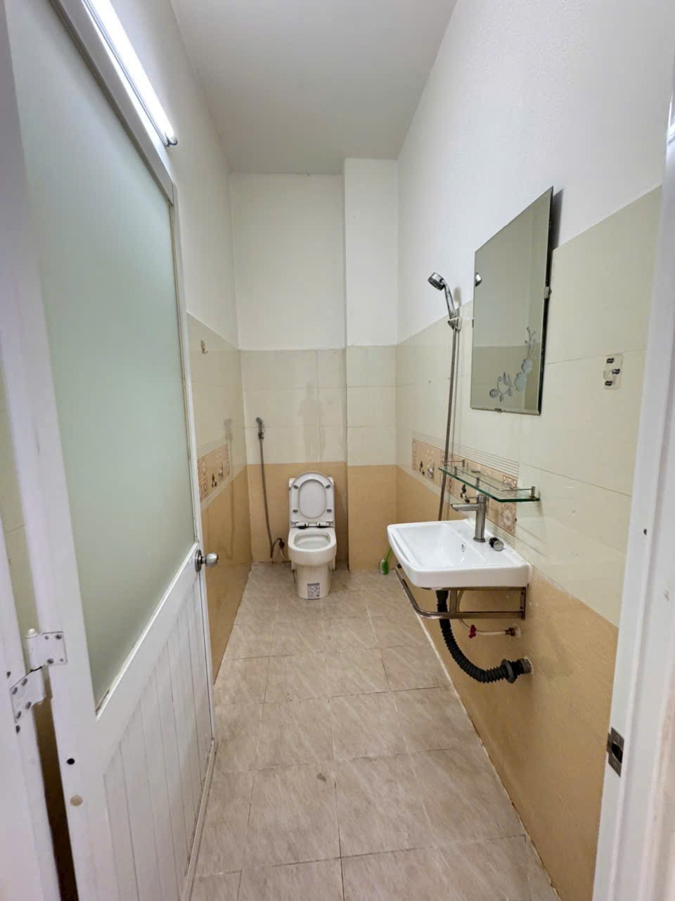 Nhà hẻm đường số 8, Bình Hưng Hòa B, dt 54m2, 1 lầu ,2pn,2wc giá 3,95 tỷ 10