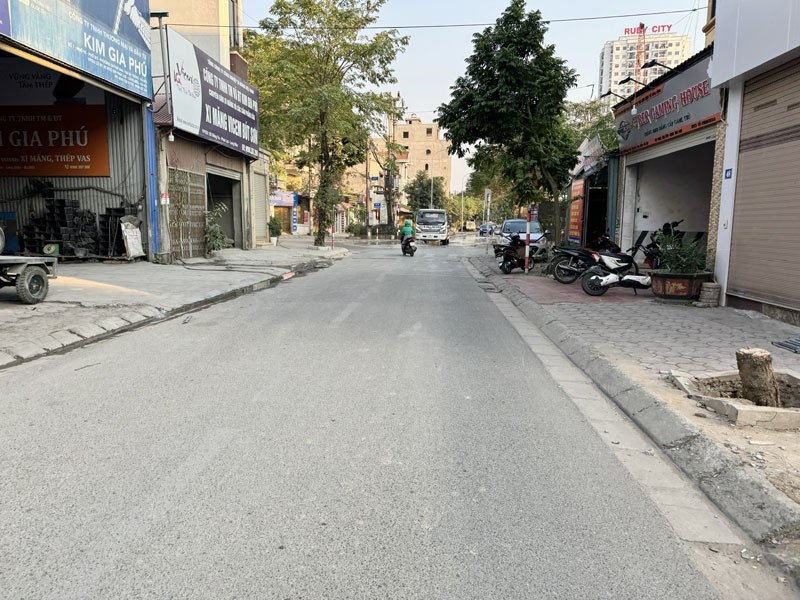 Bán nhà mặt phố Nông Vụ: 78m2, MT 5m, cho thuê 8tr/tháng - Đầu tư sinh lời ngay! 3