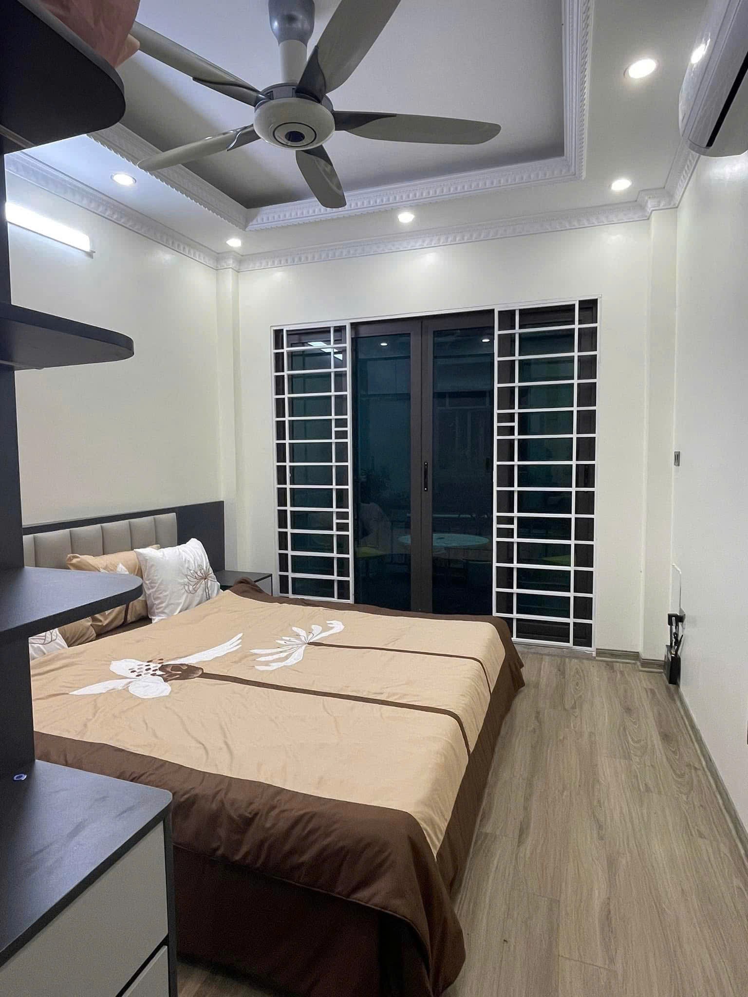 Bán nhà riêng 2 ô tô tránh phố Nguyễn Hữu Thọ 50m, 6 tầng giá 14.5 tỷ. 6