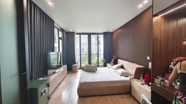 NHÀ MỚI ĐẸP DÂN XÂY 6 TẦNG THANG MÁY,Tư Đình-Long Biên  97/120m2, 6 tầng, mặt tiền 5.5m, 19 tỷ. 4