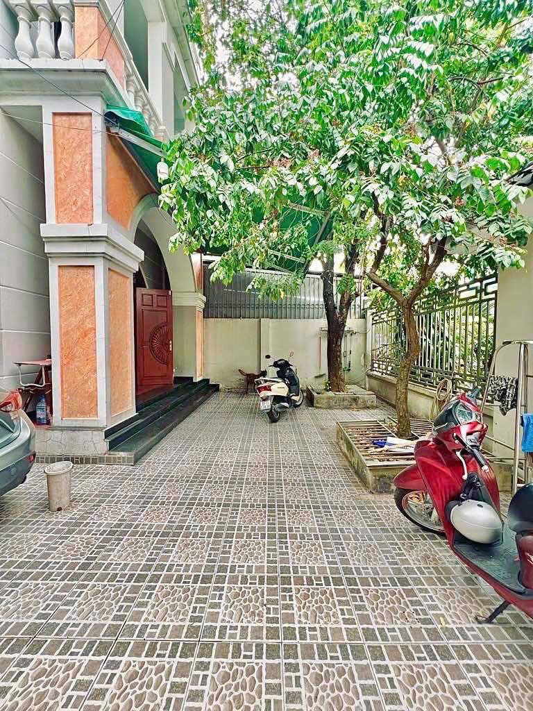 Cho thuê Biệt thự Phường Tam Bình, Thủ Đức, Diện tích 210m², Giá 20 Triệu/tháng 3