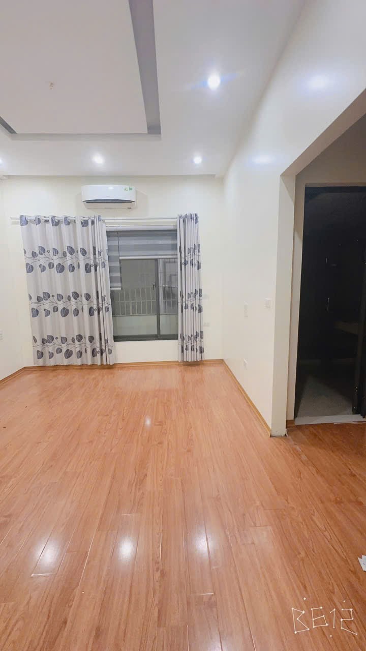 BÁN NHÀ PHỐ BỒ ĐỀ, LONG BIÊN, NGÕ Ô TÔ VÀO NHÀ, LÔ GÓC, DT 110M2* 5 TẦNG* MT 6M* GIÁ 28.5 TỶ 7