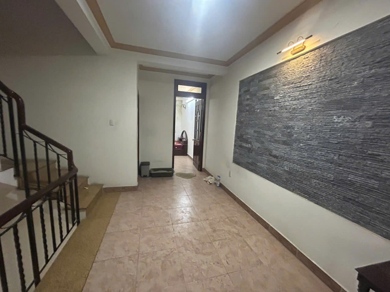 Cần bán Nhà mặt tiền Phường Phước Long B, Quận 9, Diện tích 90m², Giá 16 Triệu/tháng 2