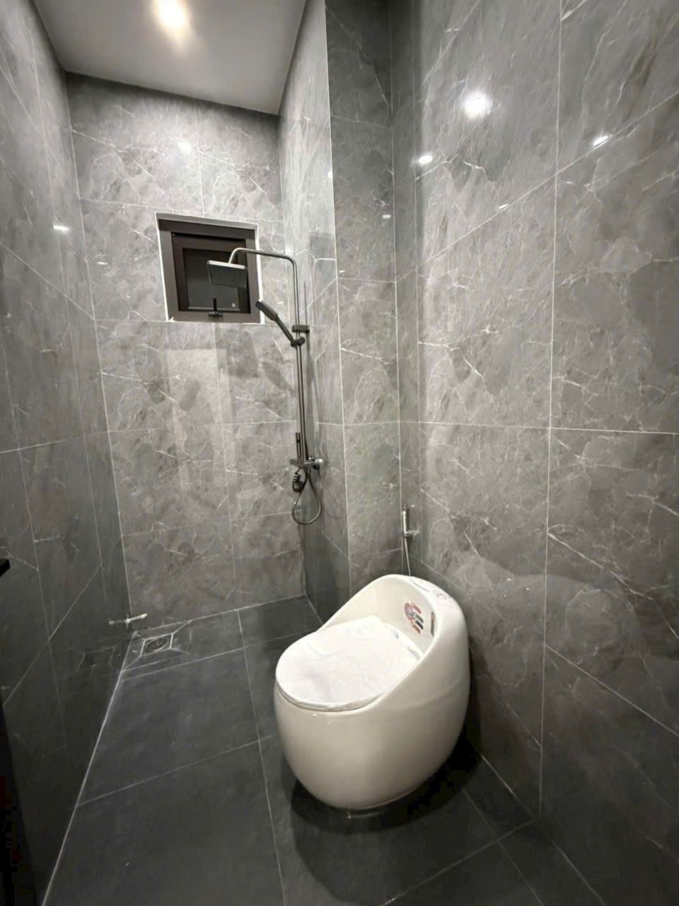 bán nhà mới trung tâm thị trấn Diên Khánh 0985451850