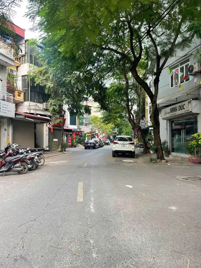 NHÀ ĐẸP NGÕ THÔNG Hoàng Như Tiếp 51/56m2, 4 tầng,mặt tiền 4.3m, 8.4 tỷ Long Biên. 5