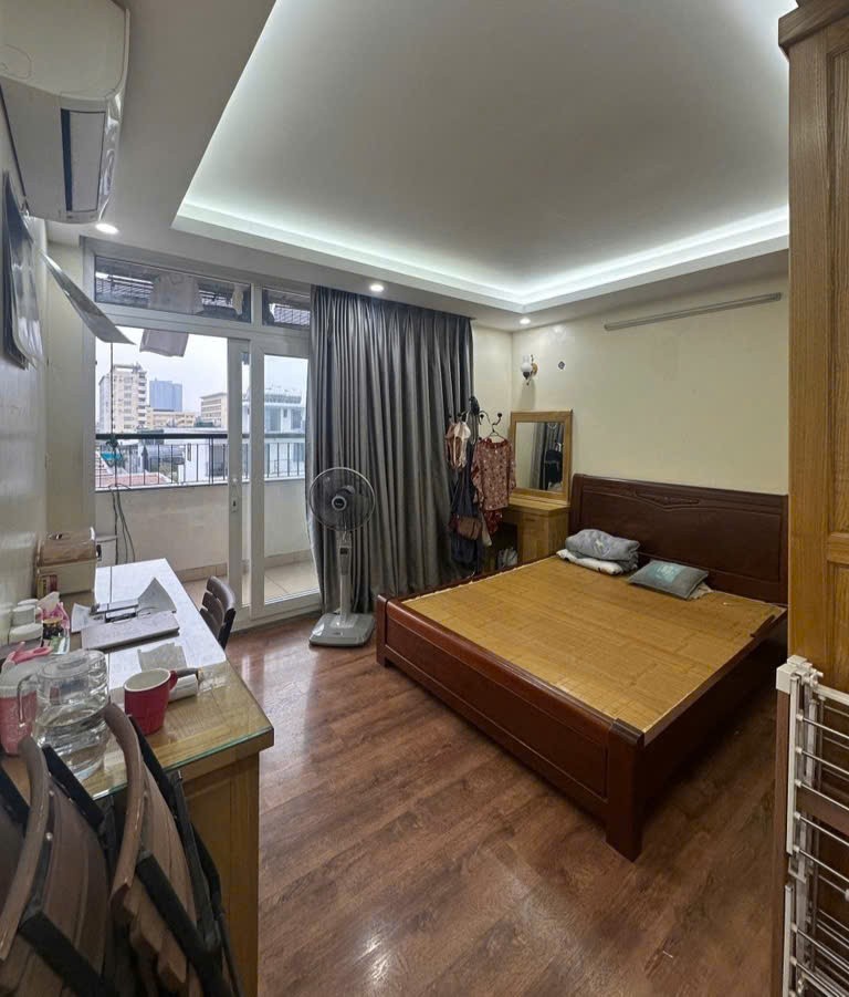 Bán gấp Căn hộ 89m2 - 2 PN Hồ Tùng Mậu, NT đẹp, BC Đông Nam, 4,95 tỷ 2
