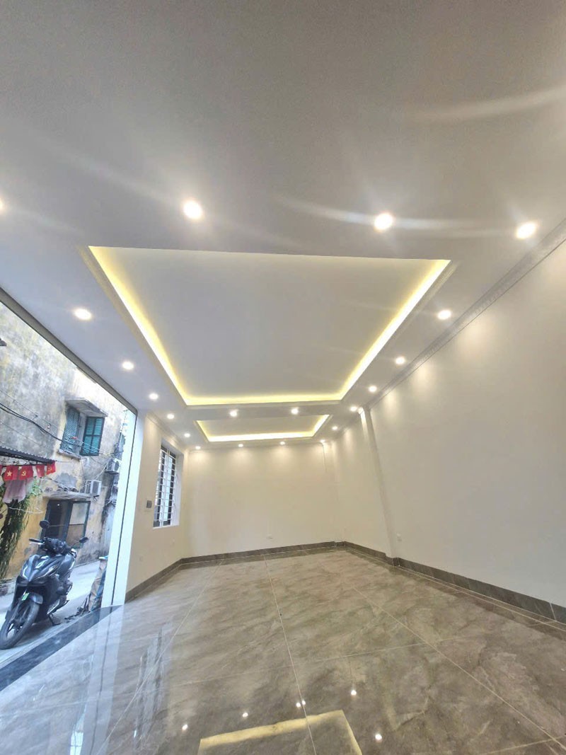 Bán 59,3m2 nhà 6 tầng thang máy, ngõ 12 Thạch Bàn. Nhà mới đẹp, tiện ích bạt ngàn, gần hồ điều hòa 8