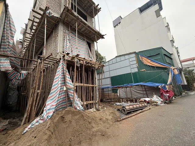 NHÀ MỚI NGÕ THÔNG TÔ TÔ QOA- VÀO NHÀ Vũ Xuân Thiều-Long Biên  65m2 X  7 tầng,12.8 tỷ. CÓ THƯƠNG