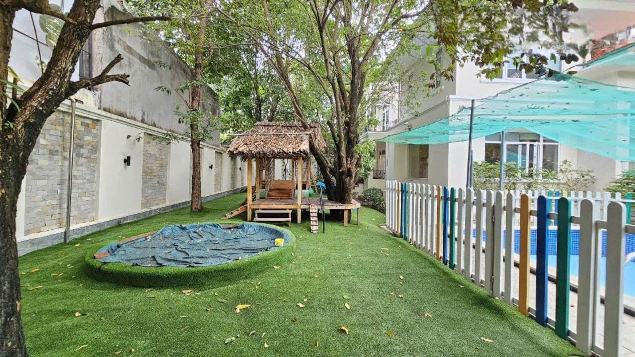 Cho thuê Biệt thự Phường Thảo Điền, Quận 2, Diện tích 867m², Giá Thương lượng