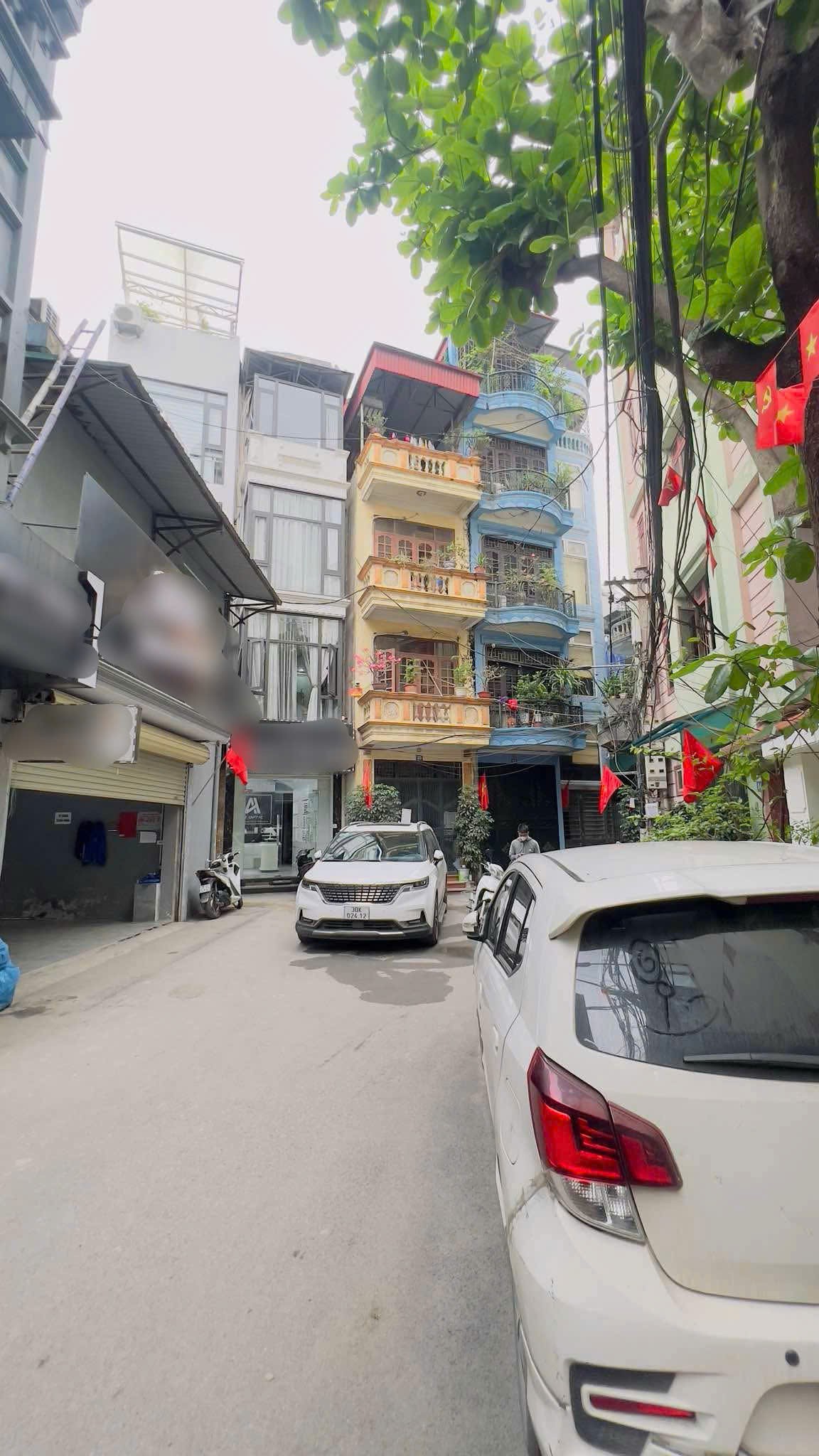 CẦN BÁN NHÀ MINH KHAI - HAI BÀ TRƯNG - 3M RA Ô TÔ TRÁNH