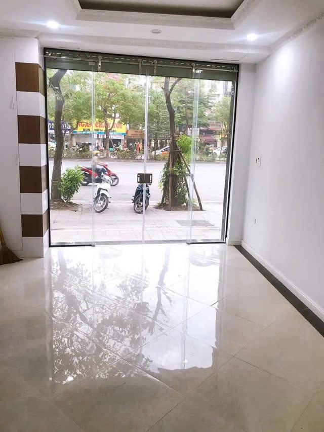 NHÀ MỚI MẶT PHỐ Tây Sơn - Đống Đa 35m2,X 5 tầng, mặt tiền 7m,21 tỷ.KINH DOANH CÓ THANG MÁY.