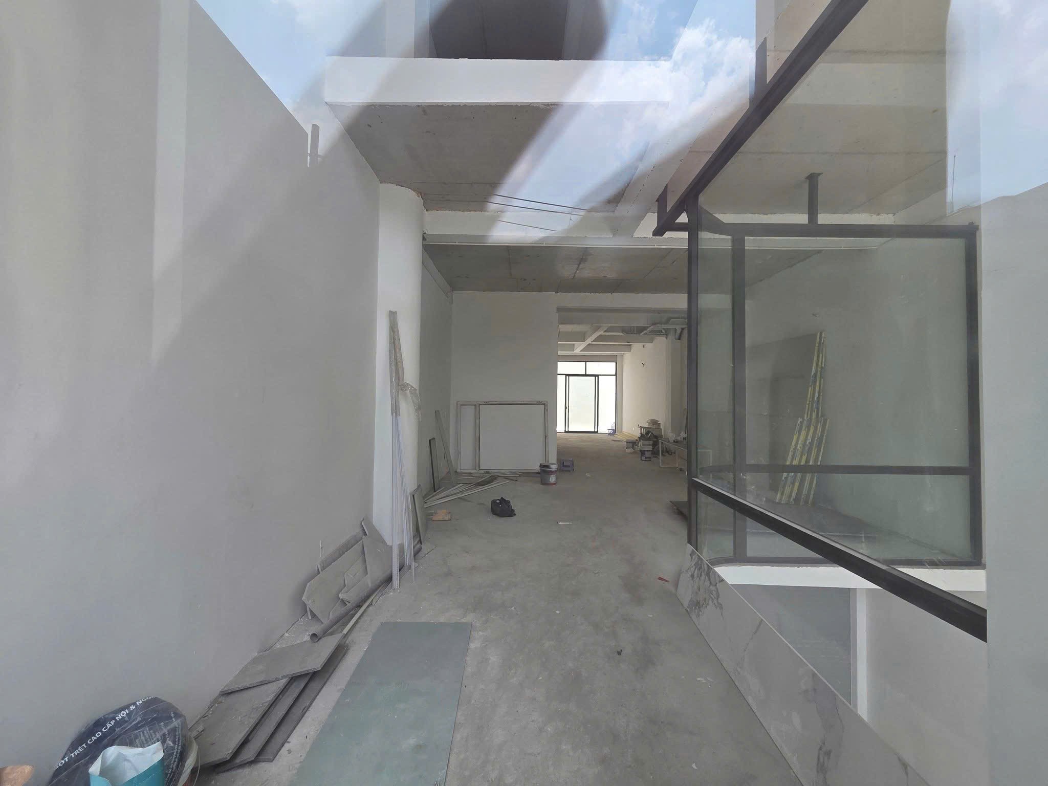 Cho thuê Nhà mặt tiền Phường An Phú, Quận 2, Diện tích 150m², Giá 170 Triệu/tháng 2