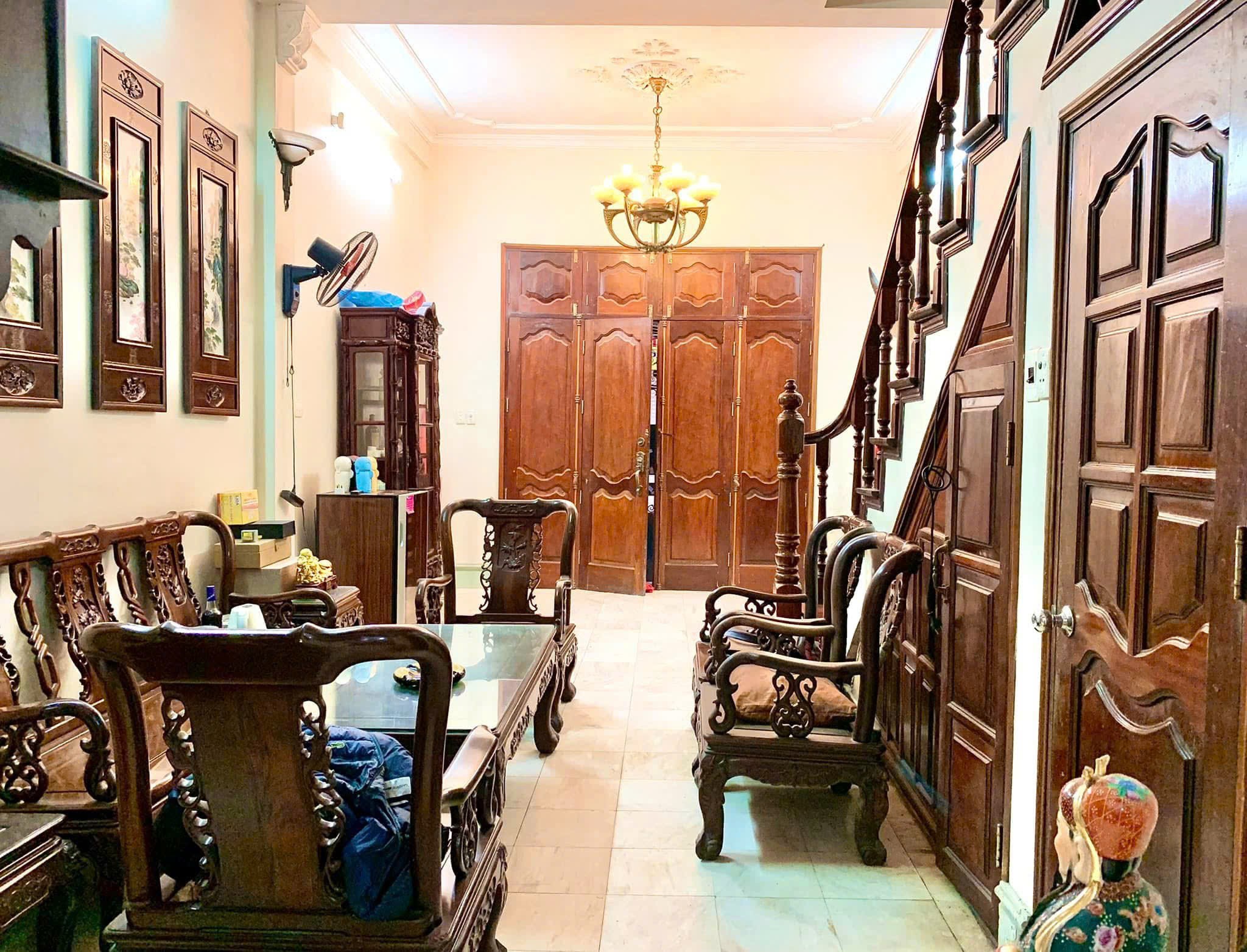 SIÊU PHẨM THÁI HÀ- ĐỐNG ĐA. MẶT NGÕ Ô TÔ TRÁNH- KINH DOANH ĐỈNH- GIÁ ĐẦU TƯ 3