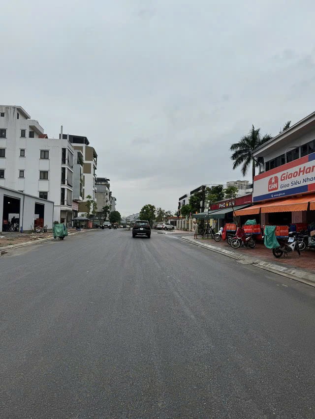 TÔI CẦN BÁN 80M2 ĐẤT TÁI ĐỊNH CƯ Ngọc Thụy -Long Biên, mặt tiền 5.6m, 24.8 tỷ. 4
