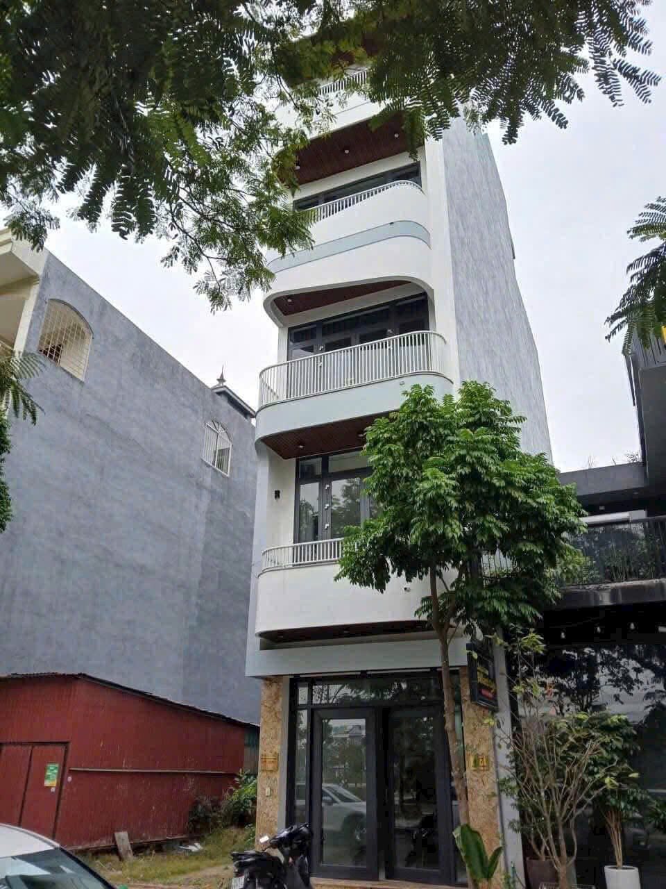 Cho thuê căn nhà 5 tầng mặt phố view công viên khu Đông Nam Cường, TP HD, 72m2, thang máy