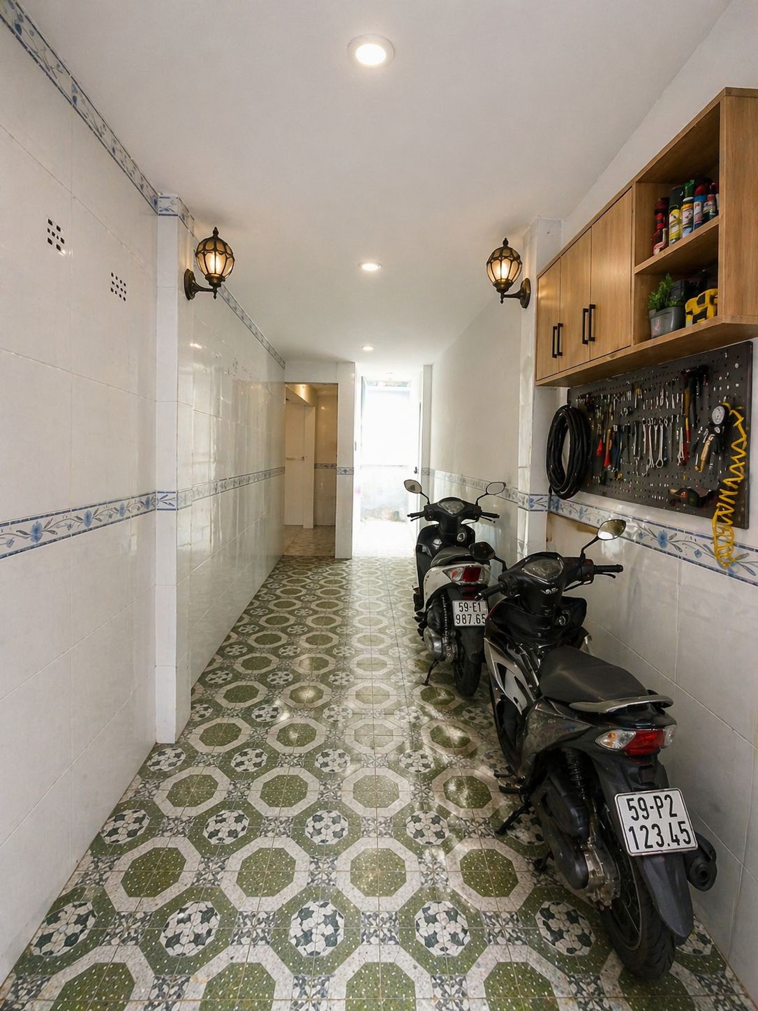 NHÀ 3 TẦNG 40M2 LINH TÂY THỦ ĐỨC - GẦN ĐH CẢNH SÁT KHA VẠN CÂN - SHR KO QUY HOẠCH - 2,7 TỶ 2