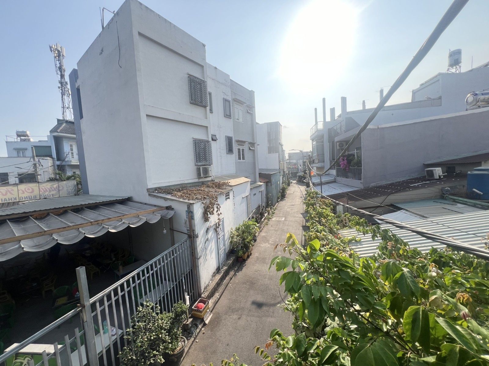 NHÀ 60M2 2 LẦU ĐÚC - HẺM RỘNG ĐẬU XE HƠI THOẢI MÁI - NGAY CÁ SẤU HOA CÀ KHA VẠN CÂN 5
