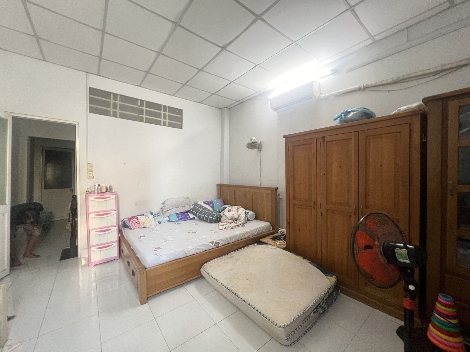 NHÀ 60M2 2 LẦU ĐÚC - HẺM RỘNG ĐẬU XE HƠI THOẢI MÁI - NGAY CÁ SẤU HOA CÀ KHA VẠN CÂN 4