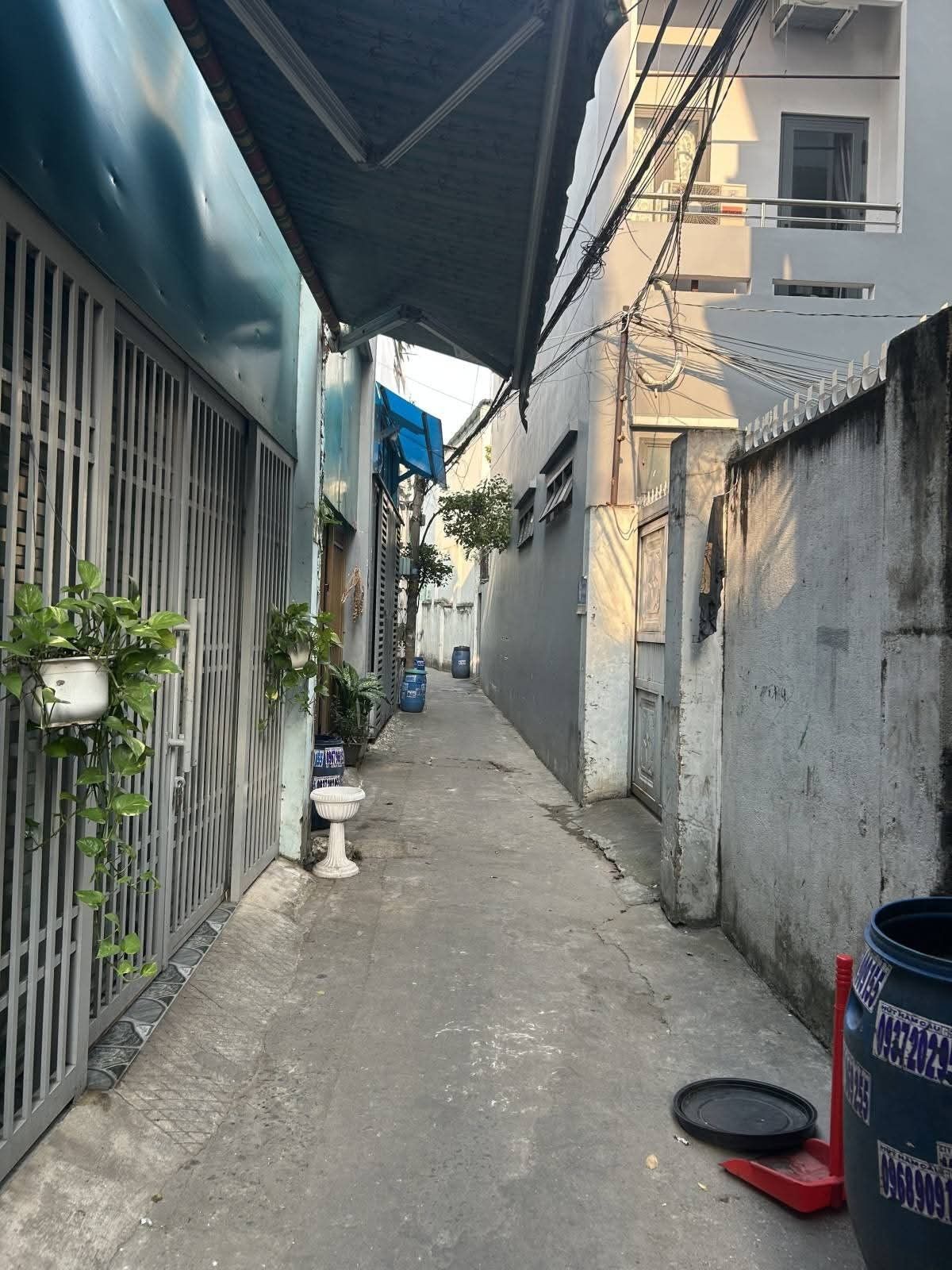 NHÀ SỔ RIÊNG 2 TẦNG 56M2 - KO QUY HOẠCH KO LỘ GIỚI – CÓ 4 PHÒNG TRỌ PHÍA TRÊN – BÌNH CHIỂU THỦ ĐỨC 4