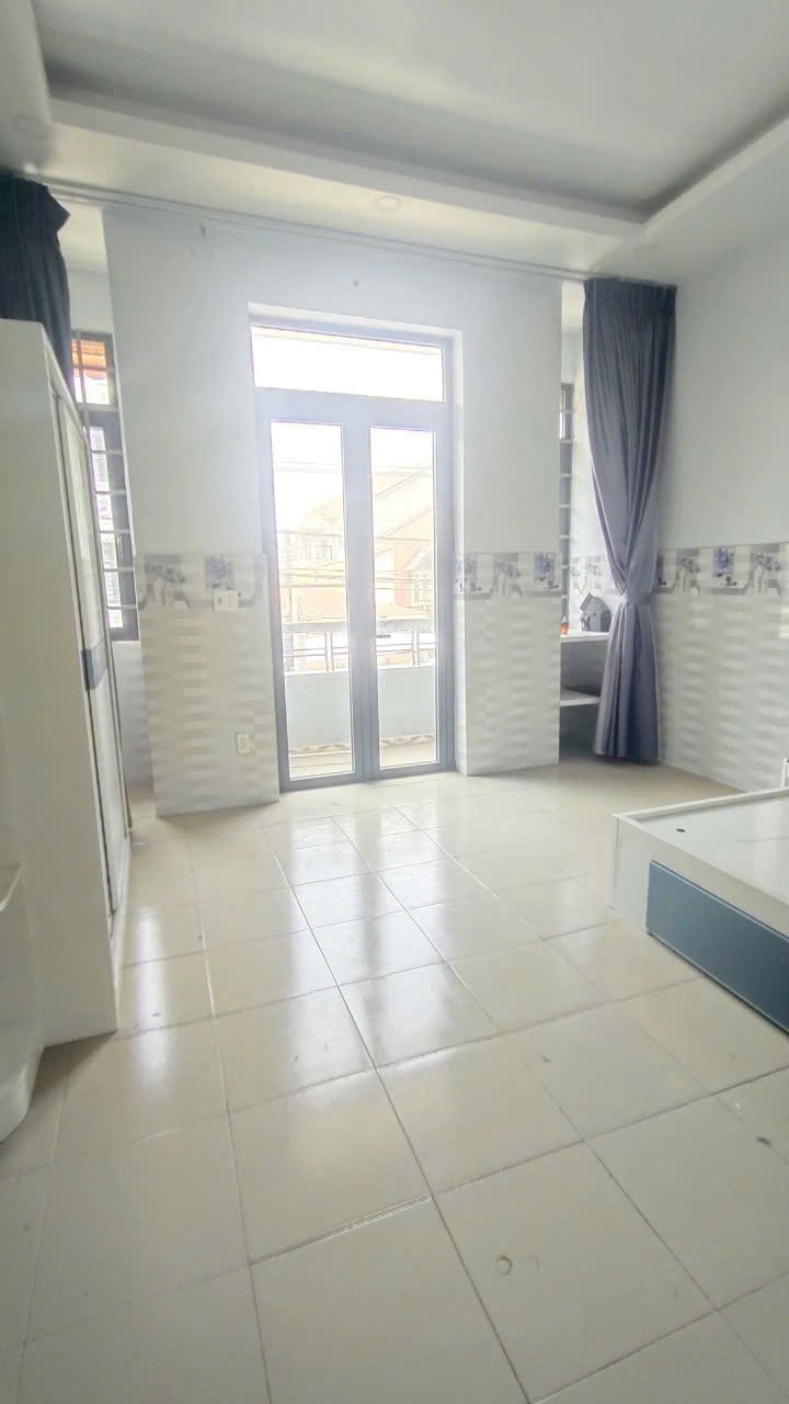 Cho thuê nhà phường Hiệp Bình   MT đường số 38 cách chợ Hiệp Bình 100m 6