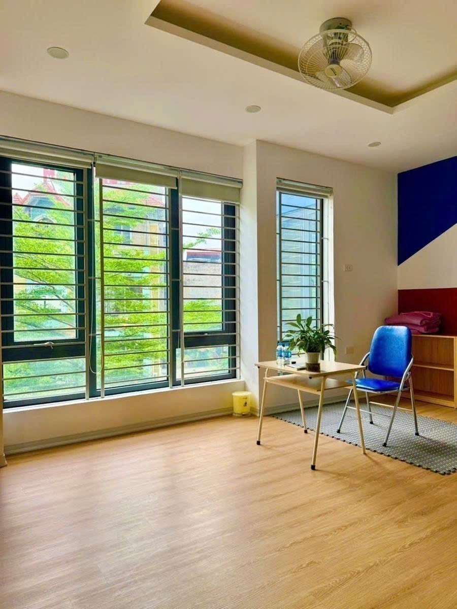 Cần bán Biệt thự đường Nguyễn Trãi, Phường Thanh Xuân Bắc, Diện tích 140m², Giá Thương lượng 3