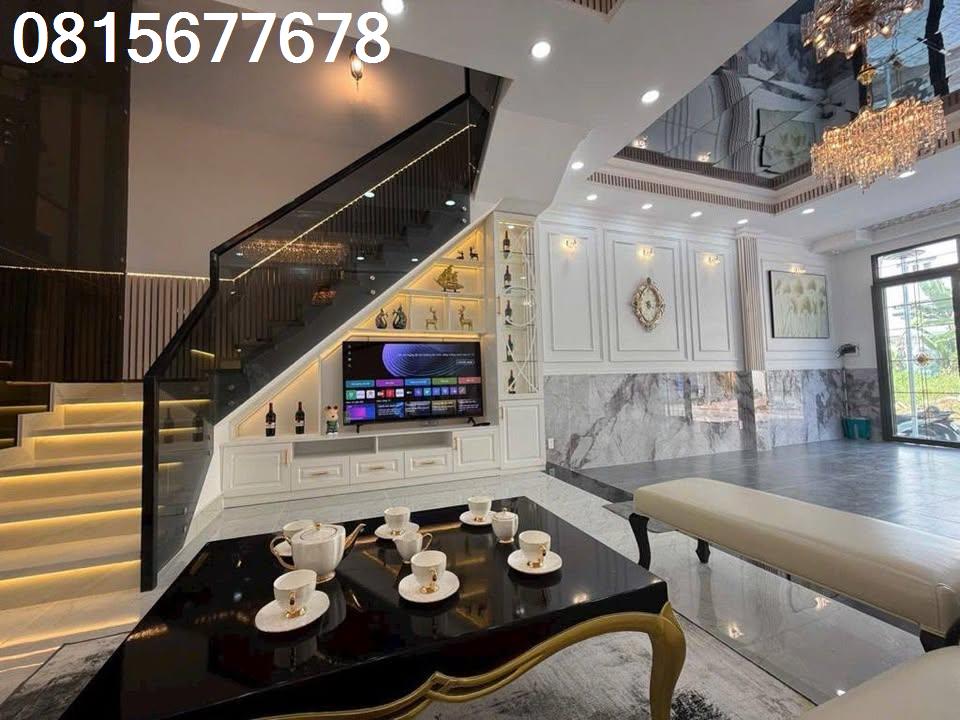 QUẬN 7 - NHÀ MỚI FULL NỘI THẤT - XE HƠI NGỦ TRONG NHÀ 5