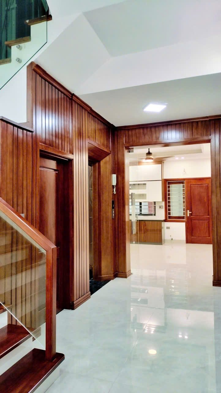 Bán nhà 4 tầng thang máy đẹp, KĐT An Phú, ph Lê Thanh Nghị, TP HD, 67.5m2, 4 ngủ, gara oto 3