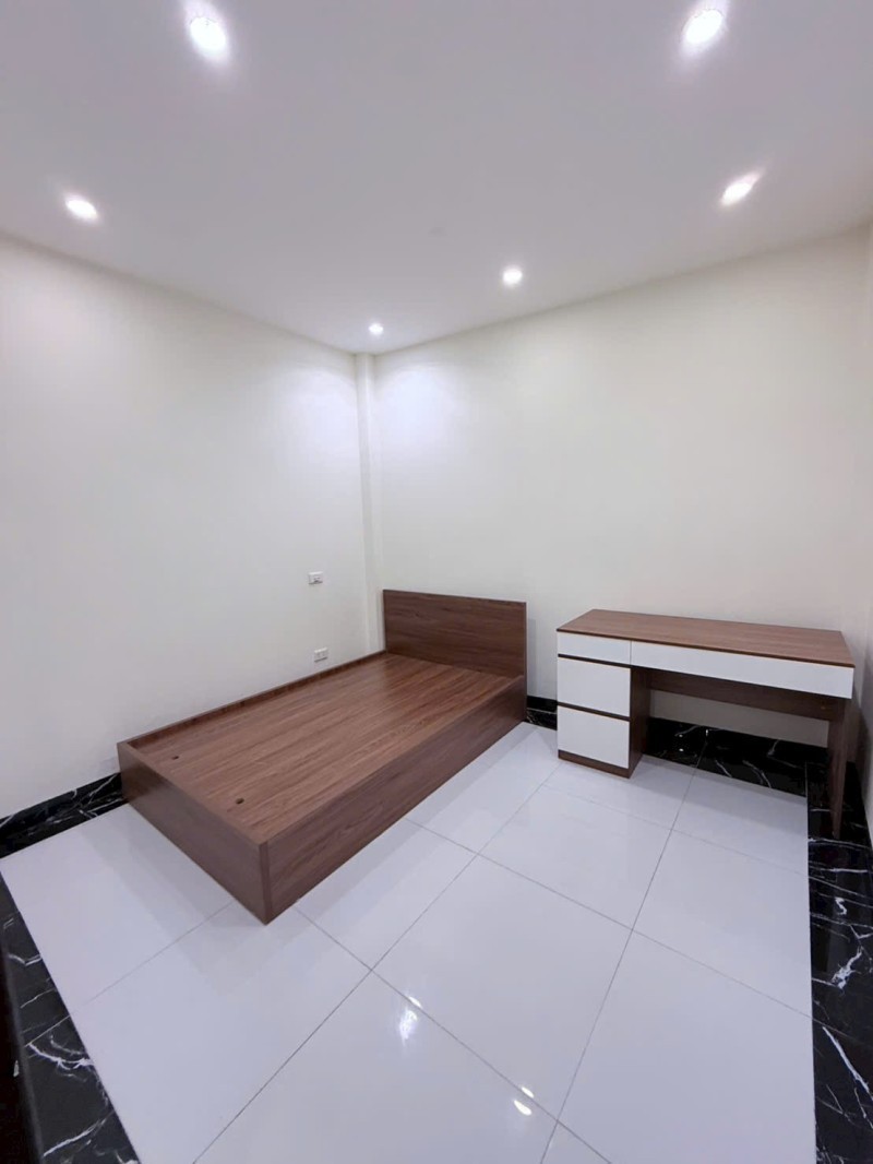 NHÀ NGỌC THỤY 36.5M² – 4 PHÒNG NGỦ – Ô TÔ ĐỖ CỬA, NỘI THẤT ĐẲNG CẤP 4