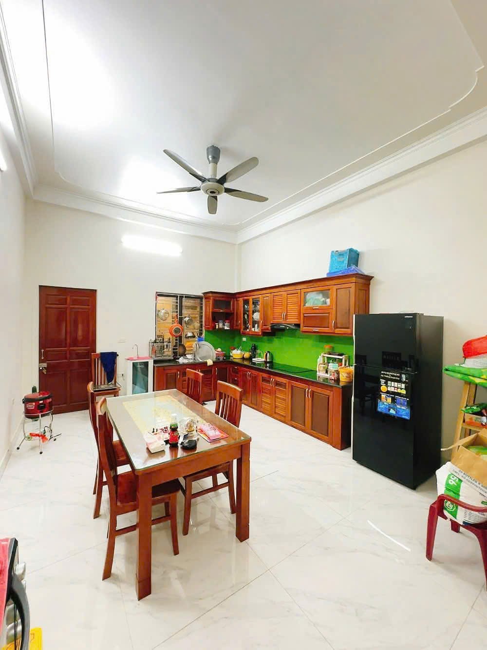 bán nhà 3 tầng tái định cư trần lãm, chủ chuyển công tác xa cần bán 4