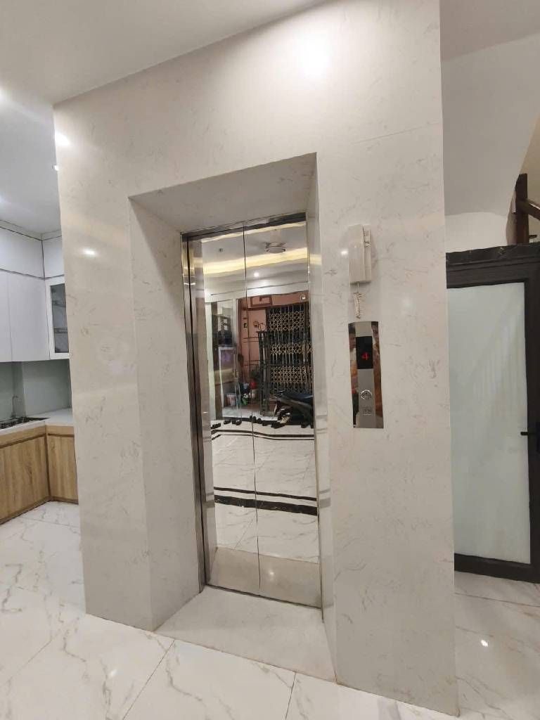 Cần bán Nhà mặt tiền đường Trương Định, Phường Trương Định, Diện tích 37m², Giá 9.85 Tỷ 3