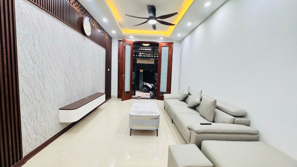 Cần bán Nhà mặt tiền đường Nguyễn An Ninh, Phường Tương Mai, Diện tích 55m², Giá 14.85 Tỷ 2