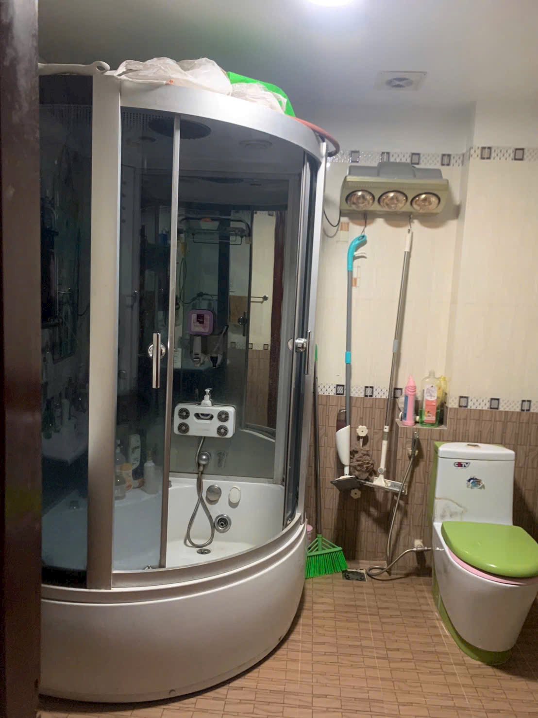 Bán căn nhà 4 tầng mặt phố Bạch Năng Thi, Đông Nam Cường, TP HD, 74m2, mt 4m, 4 ngủ 4