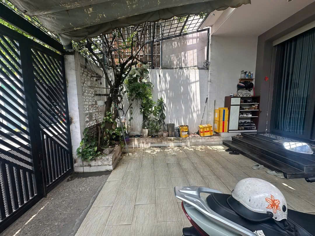 CHO THUÊ NHÀ NGUYÊN CĂN LIỀN KỀ VẠN PHÚC CITY 3PN, FULL NỘI THẤT GIÁ 19TR 3