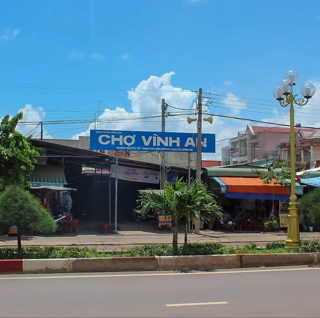 MỘT BƯỚC ĐẾN PHỐ THỊ - VÀI PHÚT CHẠM THIÊN NHIÊN