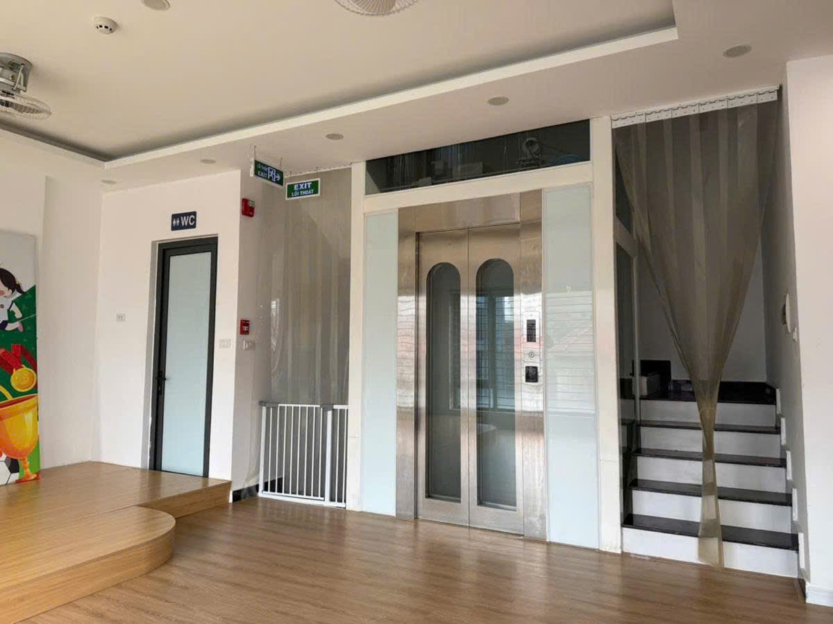 Cần bán Biệt thự đường Nguyễn Trãi, Phường Thanh Xuân Bắc, Diện tích 140m², Giá Thương lượng 5