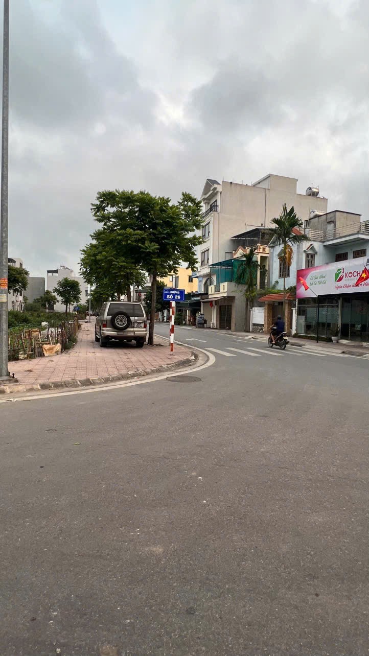 hàng hiếm bán đất lô góc đẹp rộng gần 130m2 ngay khu C - kdt Vũ Phúc sầm uất 5