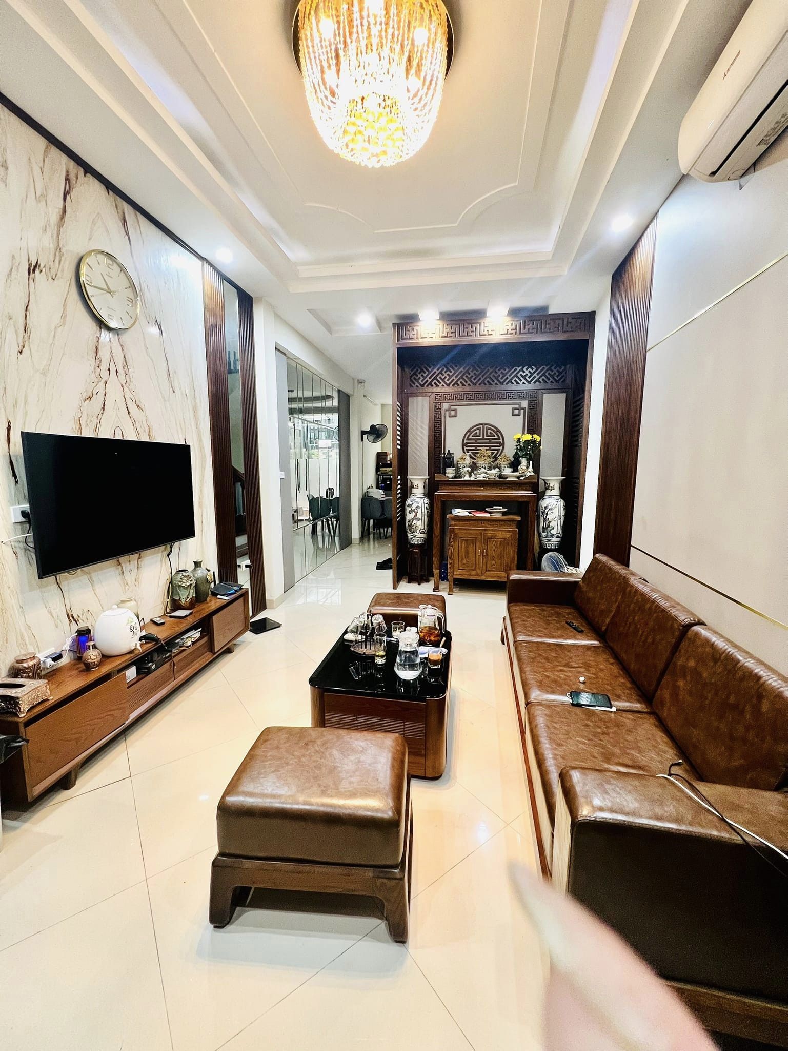 NGÕ 12 NGUYỄN PHÚC LAI, 1 NGOẶT RA PHỐ TRIỆU ĐÔ. 65M 4 TẦNG, MT 5.3M SĐCC OTÔ ĐỖ NGÀY ĐÊM
